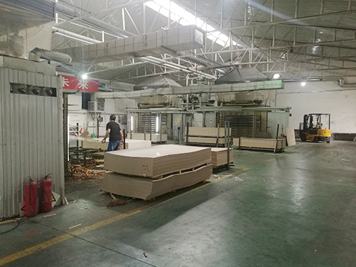 �S(ch��ng)�ݏS(ch��ng)ò